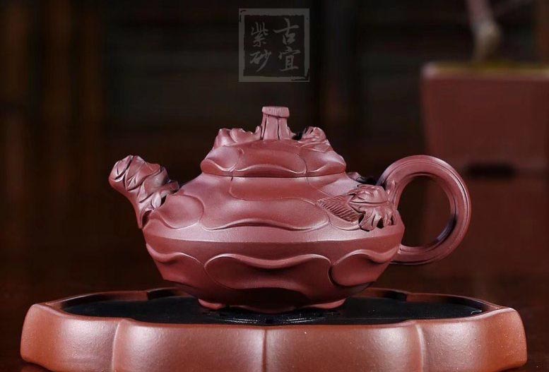 《風卷葵》宜興紫砂壺高級工藝美術(shù)師純手工風卷葵底槽青紫砂茶壺